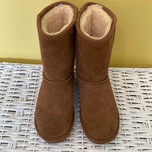 BearPaw suede boots